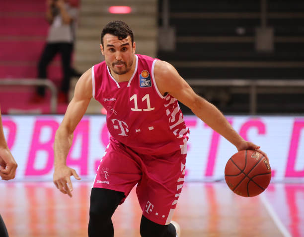 足坛的讨论 足坛的讨论