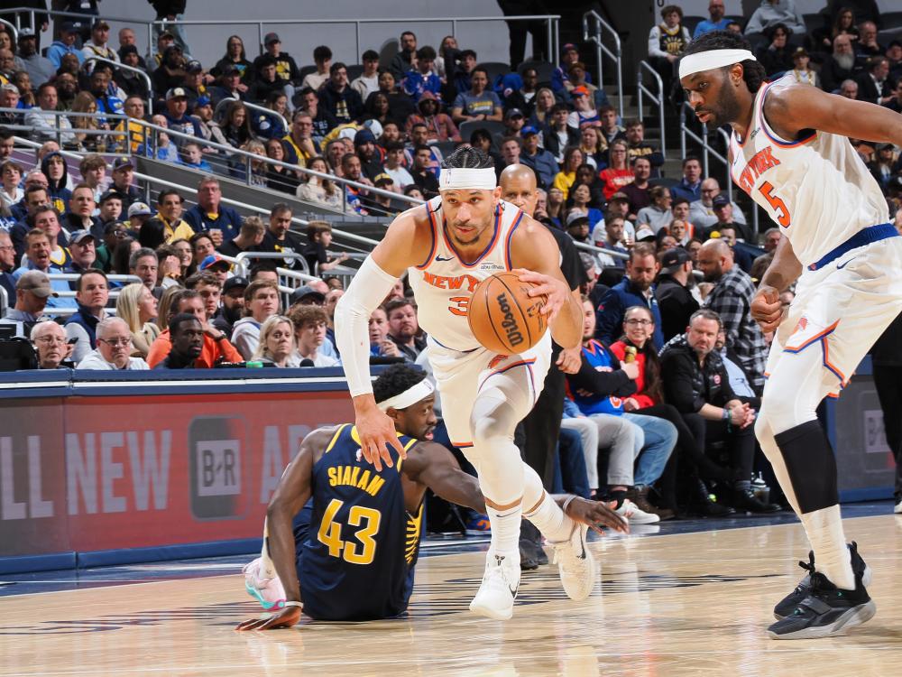 困难时刻共 困难时刻共