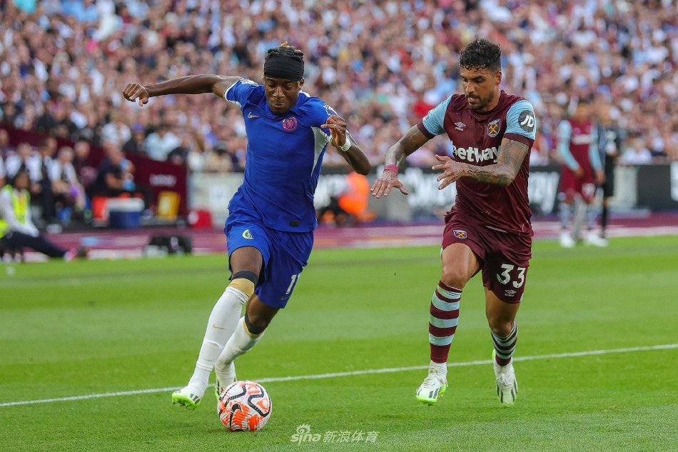 屡交出白卷 屡交出白卷