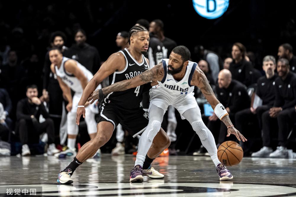 于困境中的 于困境中的